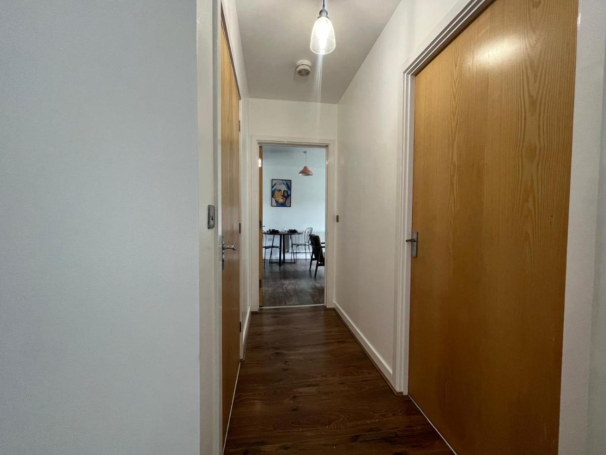 Kent, Dartford Station Apartments Екстериор снимка